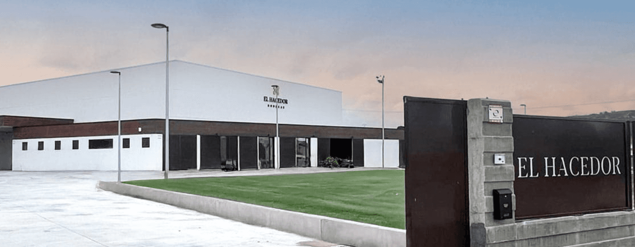 Bodegas El Hacedor Godello sobre lías desde Valladolid.